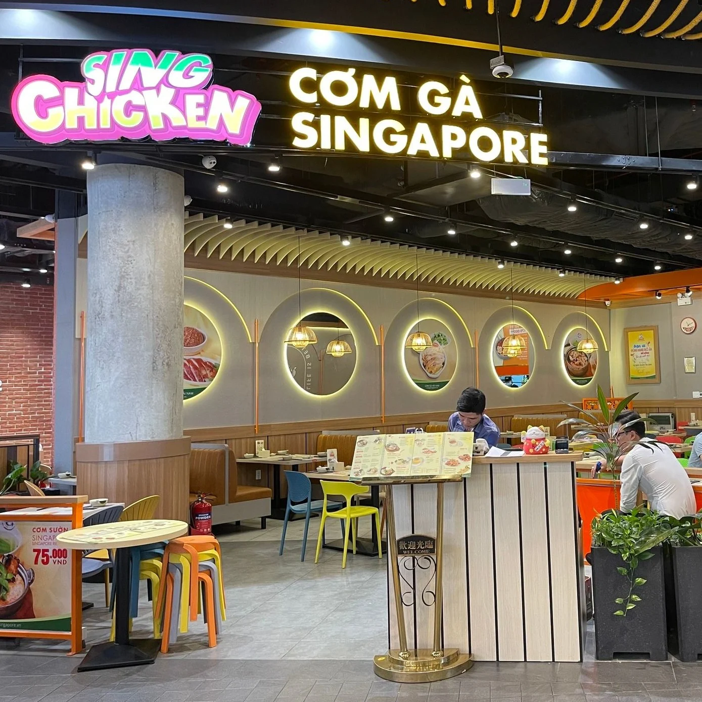  Nhà hàng Cơm gà Singapore với thương hiệu lâu đời