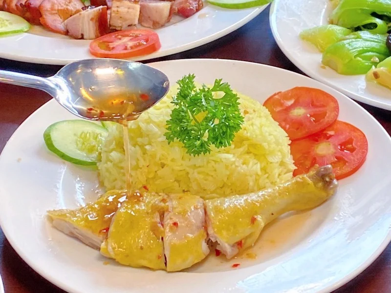 Cơm gà Hải Nam - Món ăn gây thương nhớ tại Sing Chicken